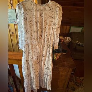 Women’s spring dress size XS